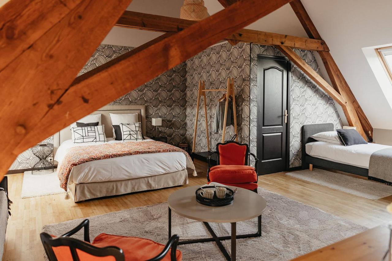 Le Clos Poulain Petits Gites De Charme Et Chambres D'Hotes Familiales Au Calme Proche Bayeux Et Des Plages 诺南特 外观 照片